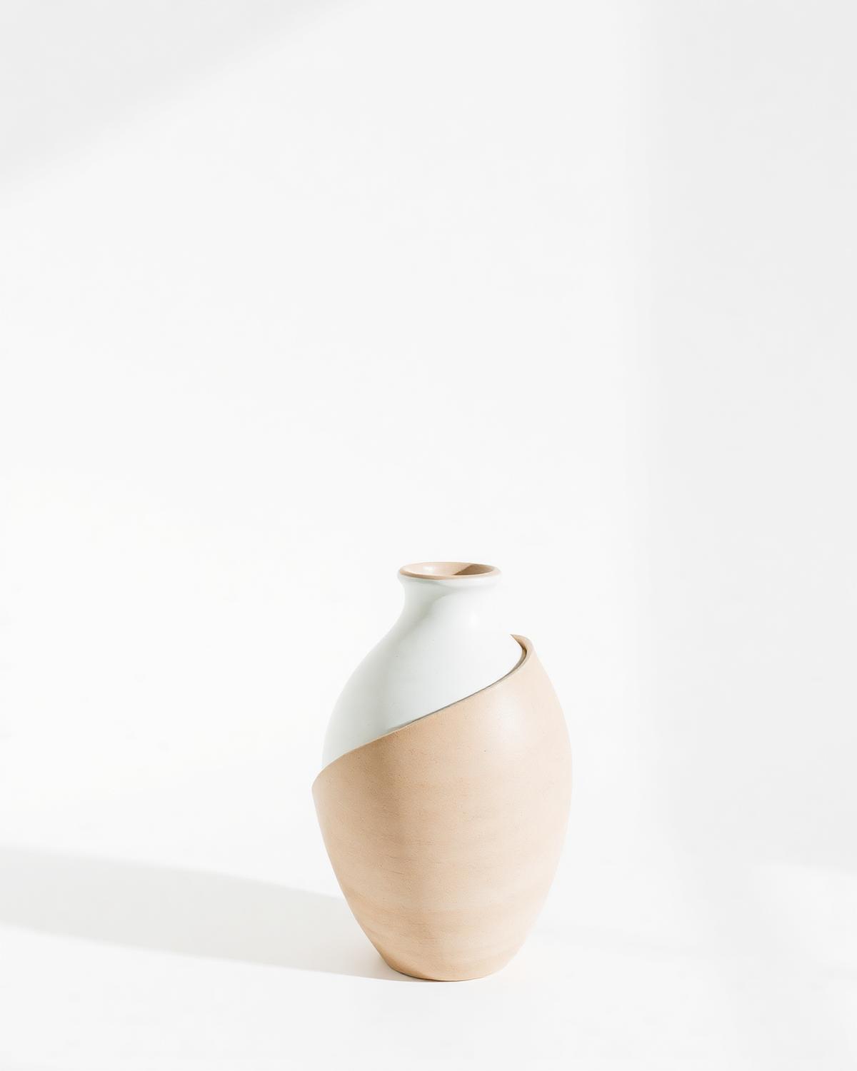 L'Onde — Vase Sculptural
